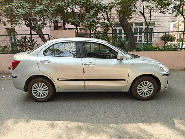 Used Maruti Suzuki Dzire [2017-2020] VDi AMT in Delhi