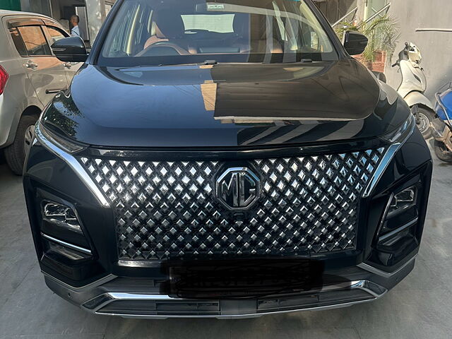 Used 2023 MG Hector Plus in Gurgaon