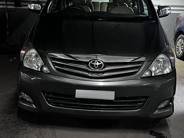 Used 2011 Toyota Innova in Bangalore