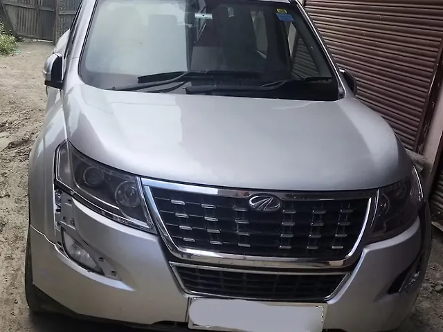 Used 2020 Mahindra XUV500 in Srinagar