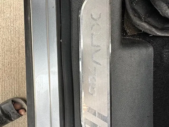 Used Mahindra XUV700 AX 7 Petrol MT 7 STR [2021] in Bangalore