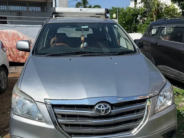 Used 2015 Toyota Innova in Raipur