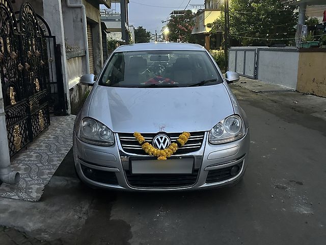 Used 2011 Volkswagen Jetta in Valsad
