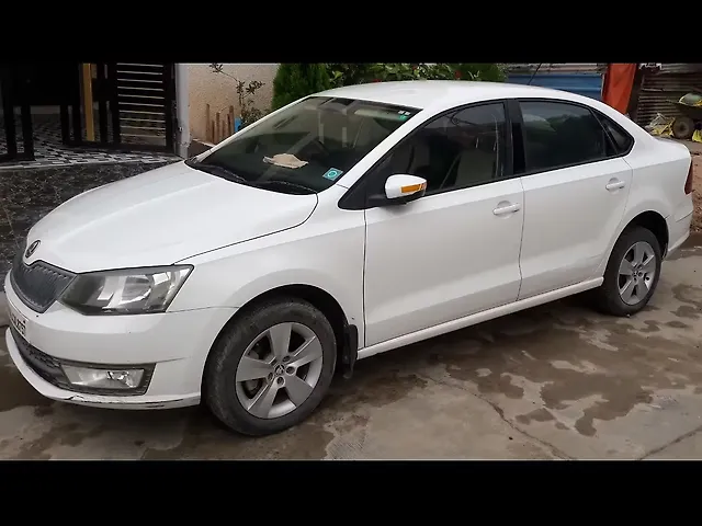 Used 2017 Skoda Rapid in Indore
