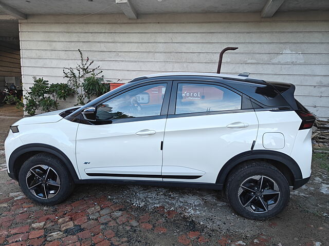 Used Tata Nexon EV Fearless Plus (S) Long Range in Kolkata