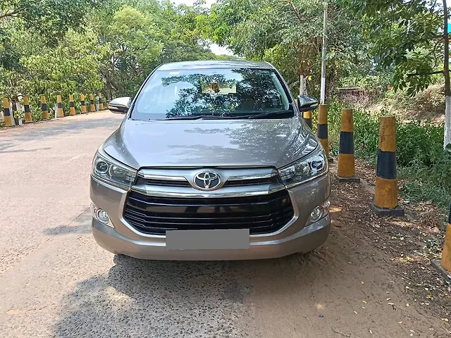 Used 2016 Toyota Innova Crysta in Bhubaneswar