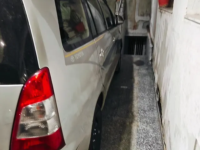 Used 2009 Toyota Innova in Udaipur Used 2009 Toyota Innova in Udaipur