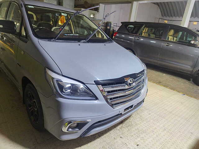 Used 2013 Toyota Innova in Junagadh