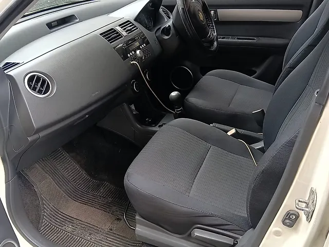 Used Maruti Suzuki Swift  [2010-2011] ZXi 1.2 BS-IV in Kolhapur