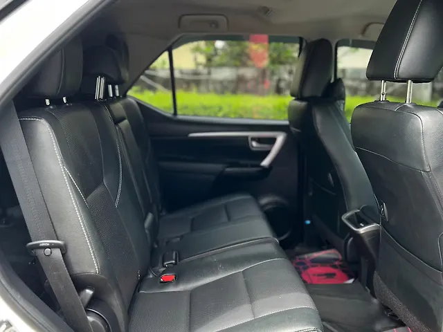 Used Toyota Fortuner 4X4 MT 2.8 Diesel in Bangalore Used Toyota Fortuner 4X4 MT 2.8 Diesel in Bangalore