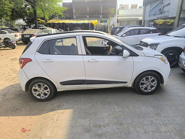 Used Hyundai i10 [2010-2017] Sportz 1.1 LPG [2010-2017] in Kheda