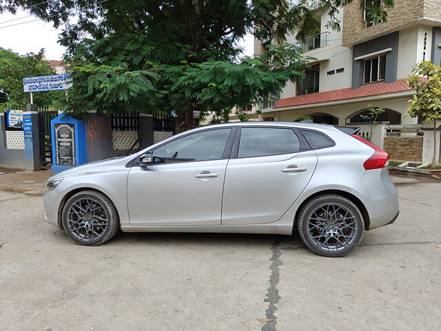 Used Volvo V40 [2015-2016] D3 Kinetic in Hyderabad