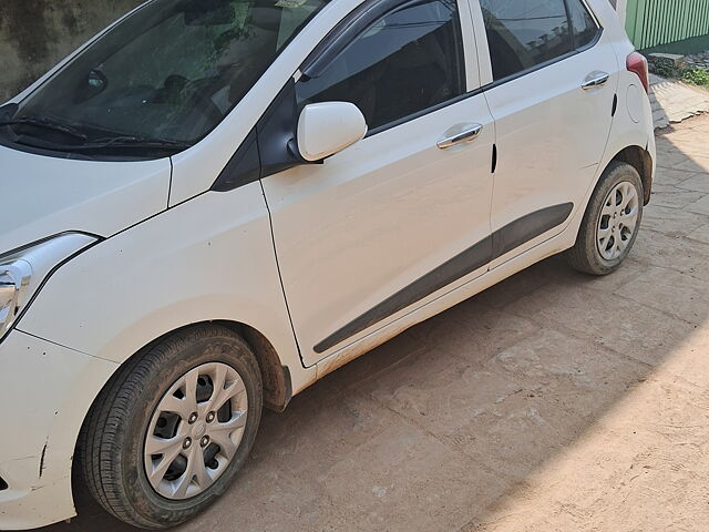 Used Hyundai Grand i10 [2013-2017] Sportz 1.1 CRDi [2013-2016] in Varanasi