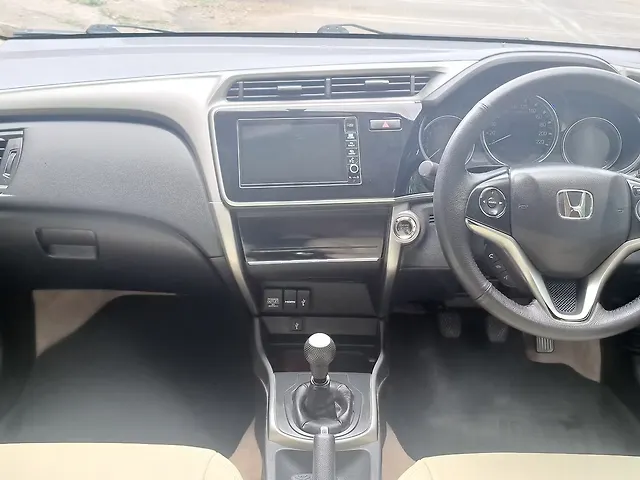 Used Honda City 4th Generation V Petrol [2017-2019] in Bangalore