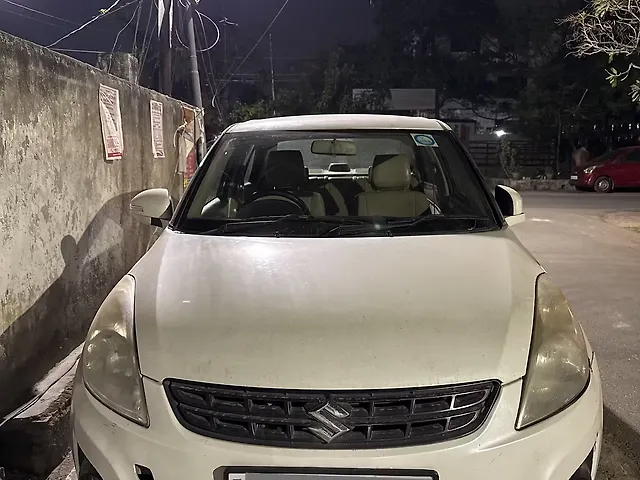 Used 2013 Maruti Suzuki Swift DZire in Lucknow