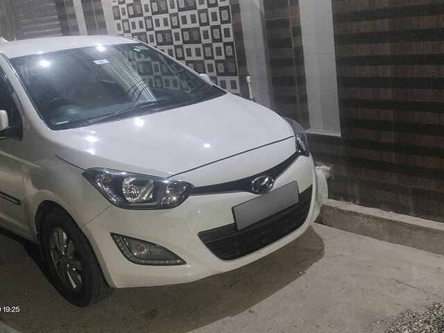 Used Hyundai i20 [2012-2014] Sportz 1.4 CRDI in Saharanpur