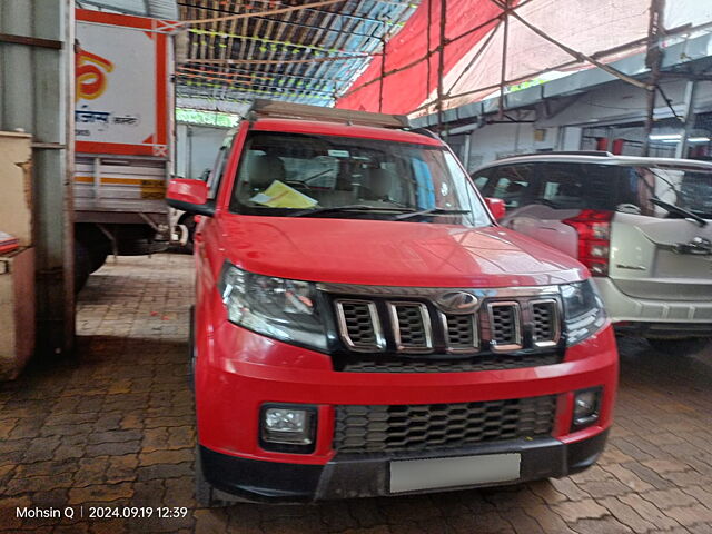 Used Mahindra TUV300 T10 in Kalyan