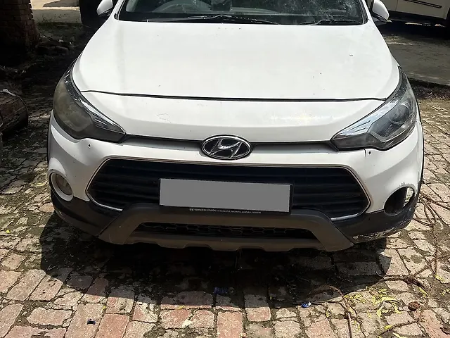 Used 2015 Hyundai i20 Active in Jaunpur