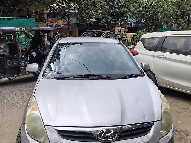 Used 2011 Hyundai i20 in Delhi
