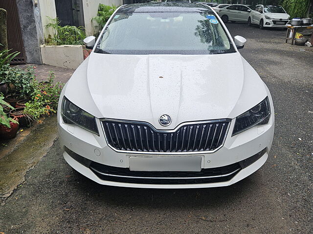 Used 2017 Skoda Superb in Delhi