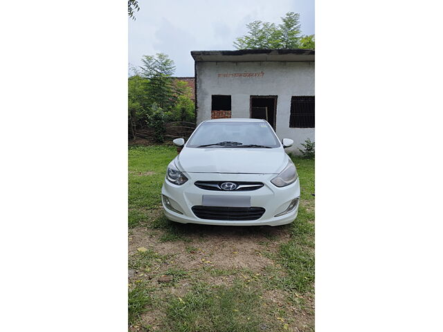 Used Hyundai Verna [2011-2015] Fluidic 1.6 CRDi in Jaunpur