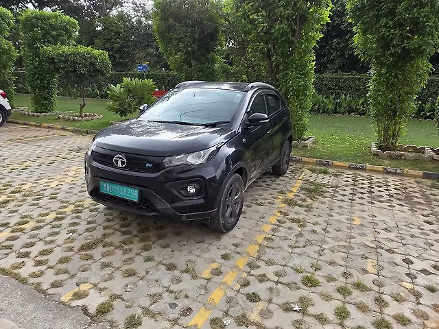 Used 2022 Tata Nexon EV in Delhi