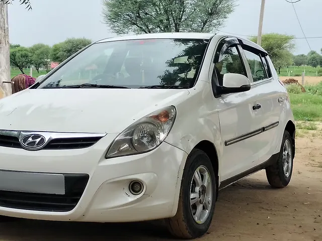 Used 2011 Hyundai i20 in Jaipur