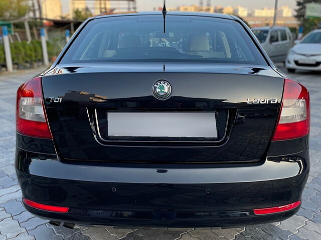 Used Skoda Laura L&K 2.0 TDI AT in Surat