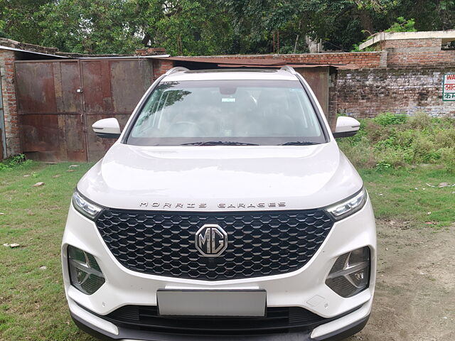 Used 2022 MG Hector Plus in Shahjahanpur