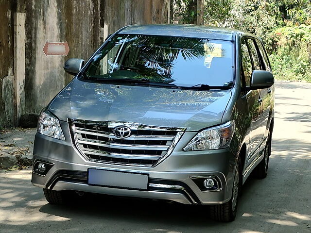 Used Toyota Innova [2009-2012] 2.5 VX 8 STR BS-IV in Pune