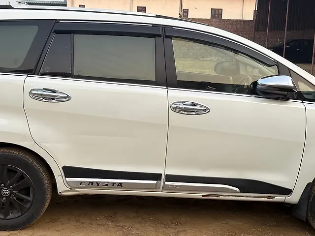 Used Toyota Innova Crysta [2020-2023] VX 2.4 7 STR in Agra