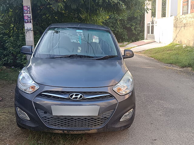 Used 2014 Hyundai i10 in Jaipur