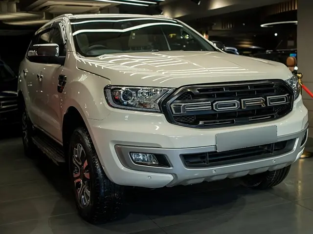 Used 2019 Ford Endeavour in Delhi