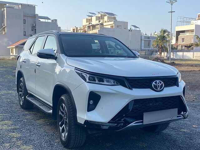 Used Toyota Fortuner Legender 2.8 4X2 AT in Rajkot