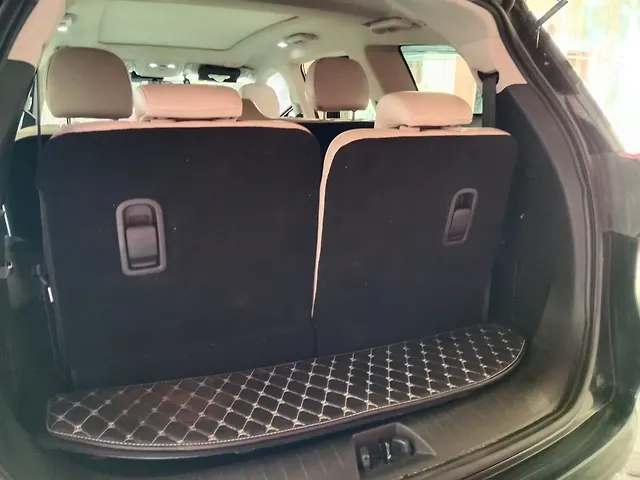Used Mahindra Old Generation XUV700 AX3 Petrol AT 5 STR in Kolkata