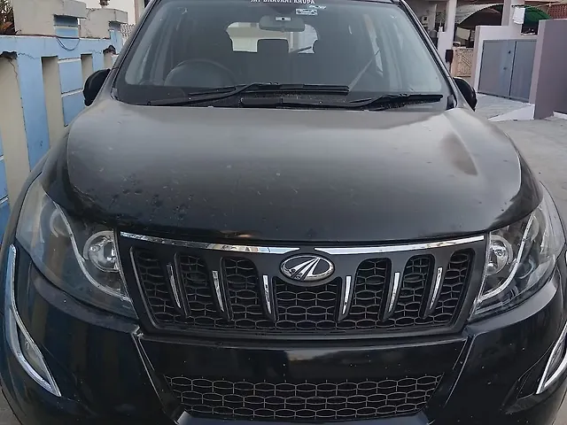 Used 2018 Mahindra XUV500 in Halvad
