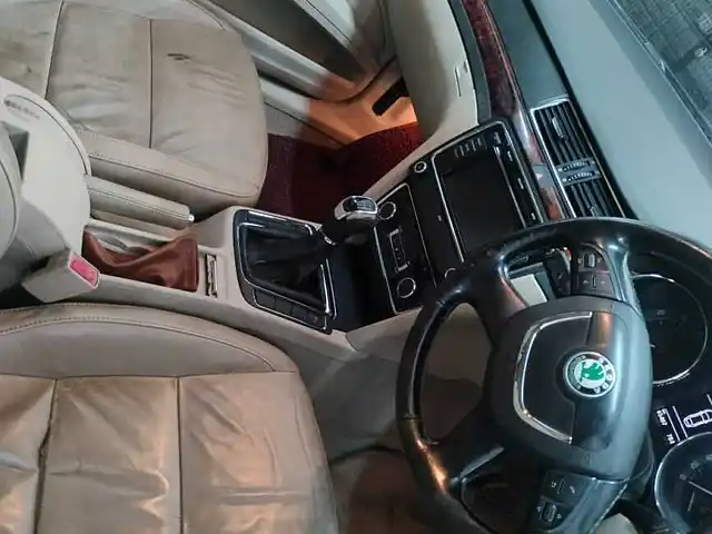 Used Skoda Superb [2009-2014] Elegance 1.8 TSI MT in Bangalore