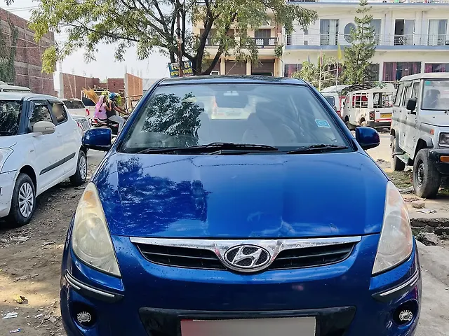 Used 2010 Hyundai i20 in Siddharthnagar