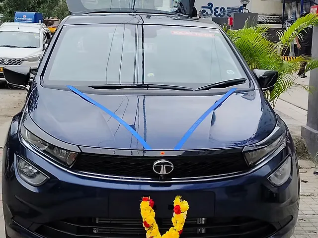 Used 2025 Tata Altroz in Bangalore
