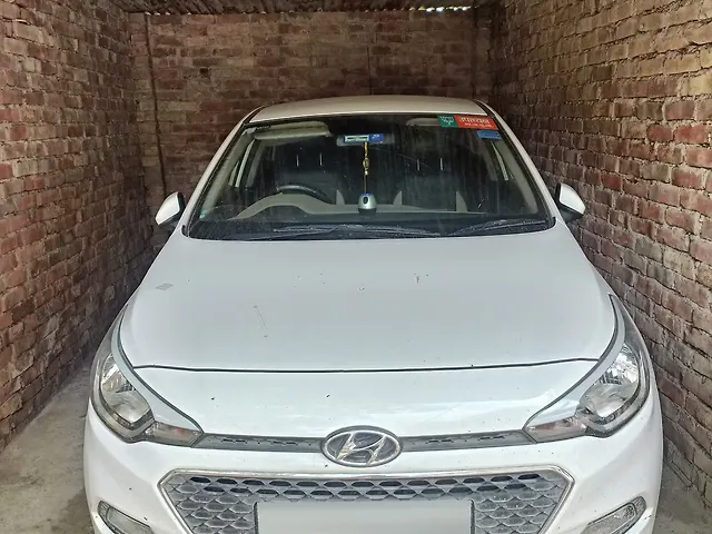 Used 2017 Hyundai Elite i20 in Kanpur Nagar