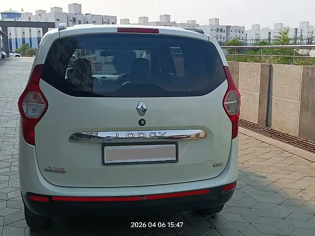 Used Renault Lodgy 85 PS RxE 7 STR in Mangalagiri