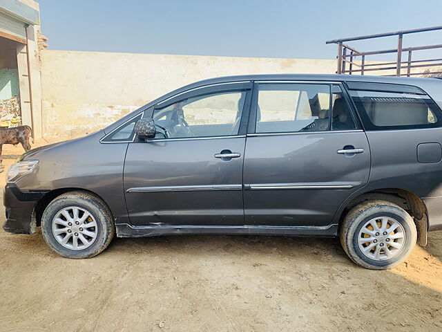 Used Toyota Innova [2012-2013] 2.5 GX 8 STR BS-III in Sriganganagar