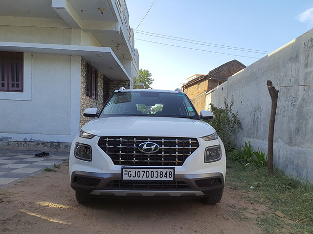 Used 2021 Hyundai Venue in Vadodara