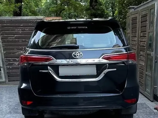 Used Toyota Fortuner [2016-2021] 2.8 4x2 AT in Delhi