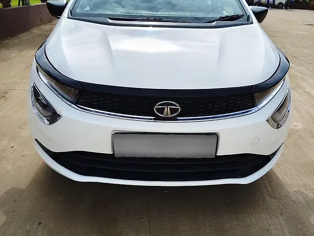 Used 2022 Tata Altroz in Surat