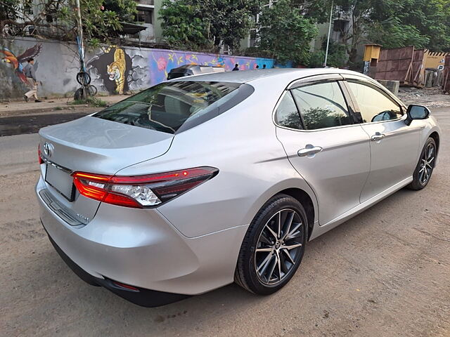 Used Toyota Camry Hybrid in Mumbai