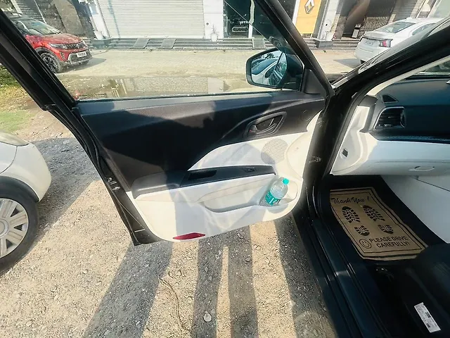 Used Mahindra XUV 3XO MX3 Petrol 1.2L Turbo Manual in Rudrapur