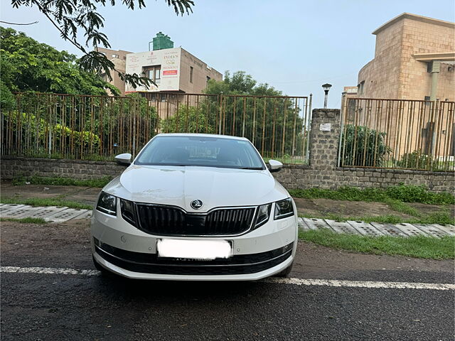 Used 2019 Skoda Octavia in Delhi