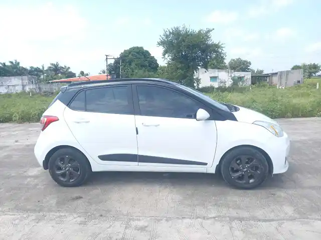 Used 2018 Hyundai Grand i10 in Rajkot
