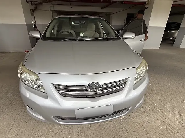 Used 2010 Toyota Corolla Altis in Pune